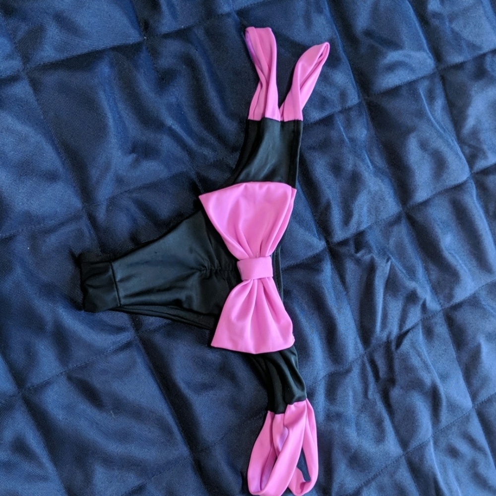 Bikini bottom cute bow on bottom